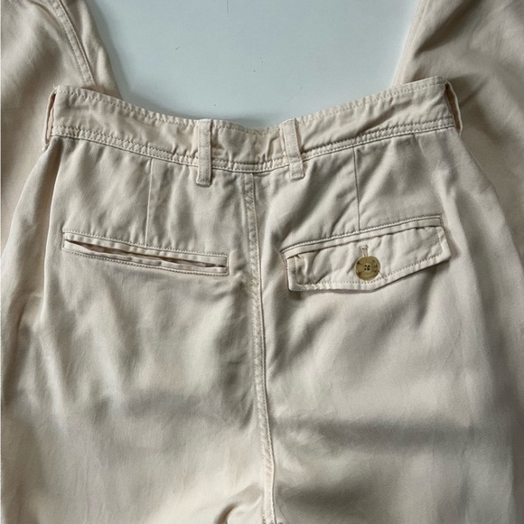 Everlane The Chino in Buttersoft 2 - Picture 15 of 15